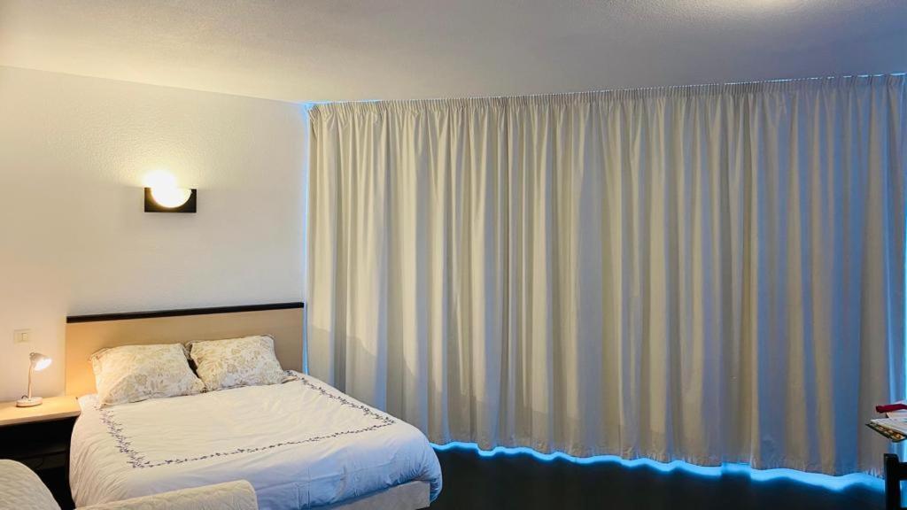 Superbe Appart Avec De Parking Gratuit Sur Place Lourdes Exterior photo